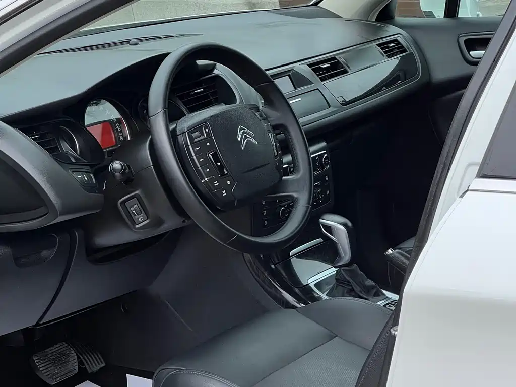 Citroen C5 2013 2.0L AT Premium