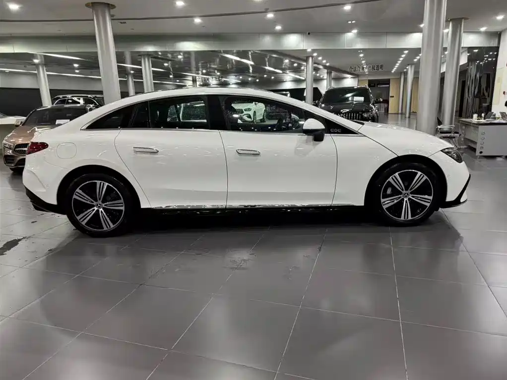 Mercedes-Benz EQE — миниатюра 6