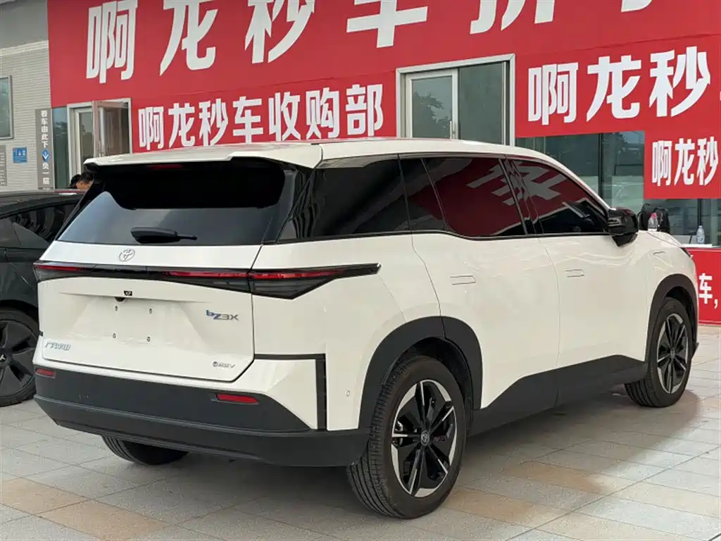 Toyota bZ3X — миниатюра 6