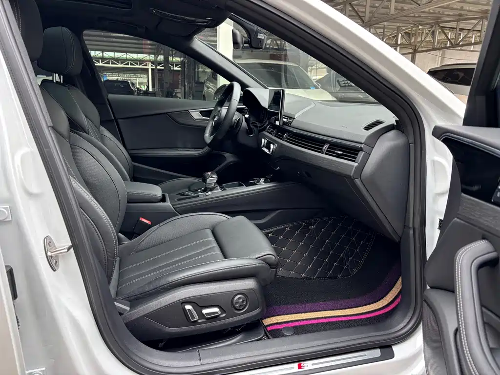 Audi A4L — миниатюра 12