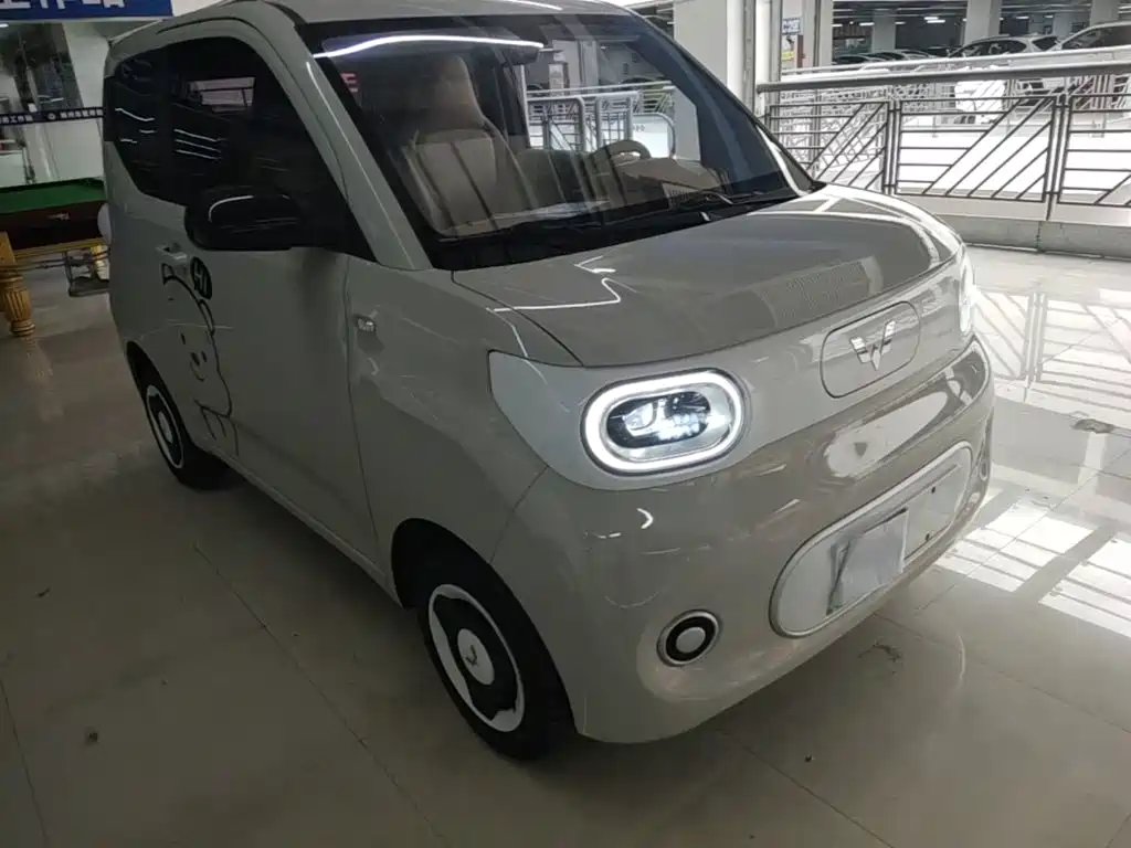 Wuling MINIEV — миниатюра 4