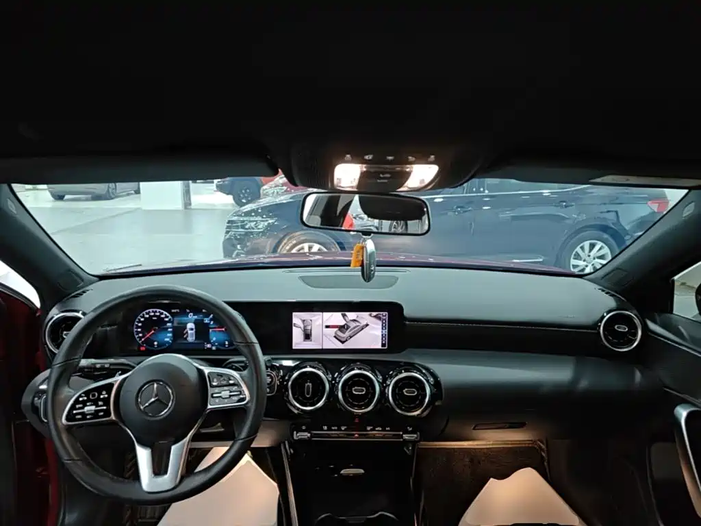Mercedes-Benz A-Class (Import) — миниатюра 10