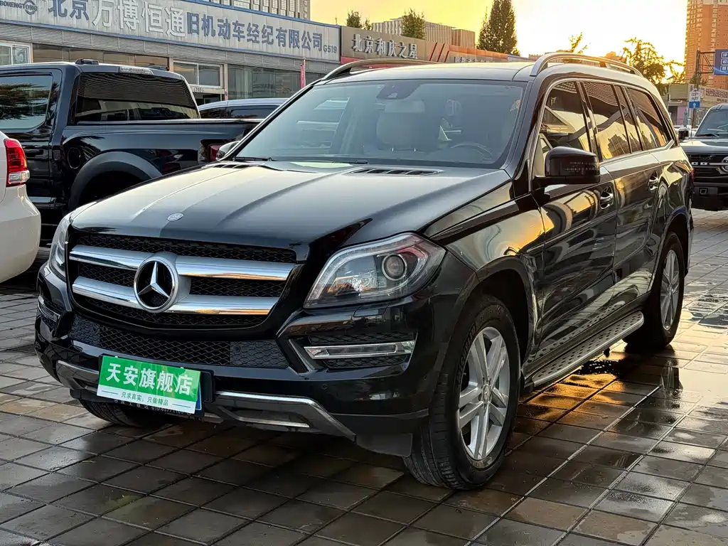 Mercedes-Benz GL-Class