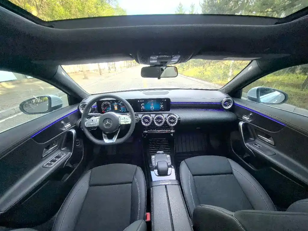 Mercedes-Benz A-Class A 2021 A 200 L Sport Fashion