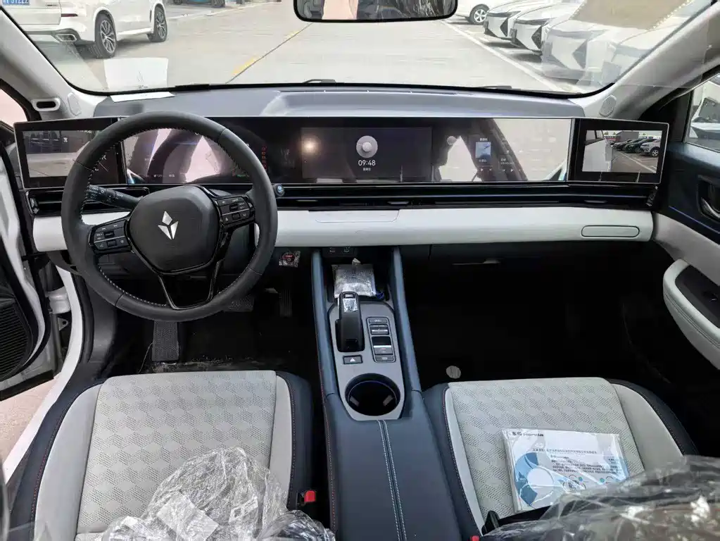 Lingxi L 2025 +