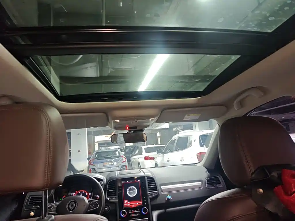 Renault Koleos — миниатюра 18