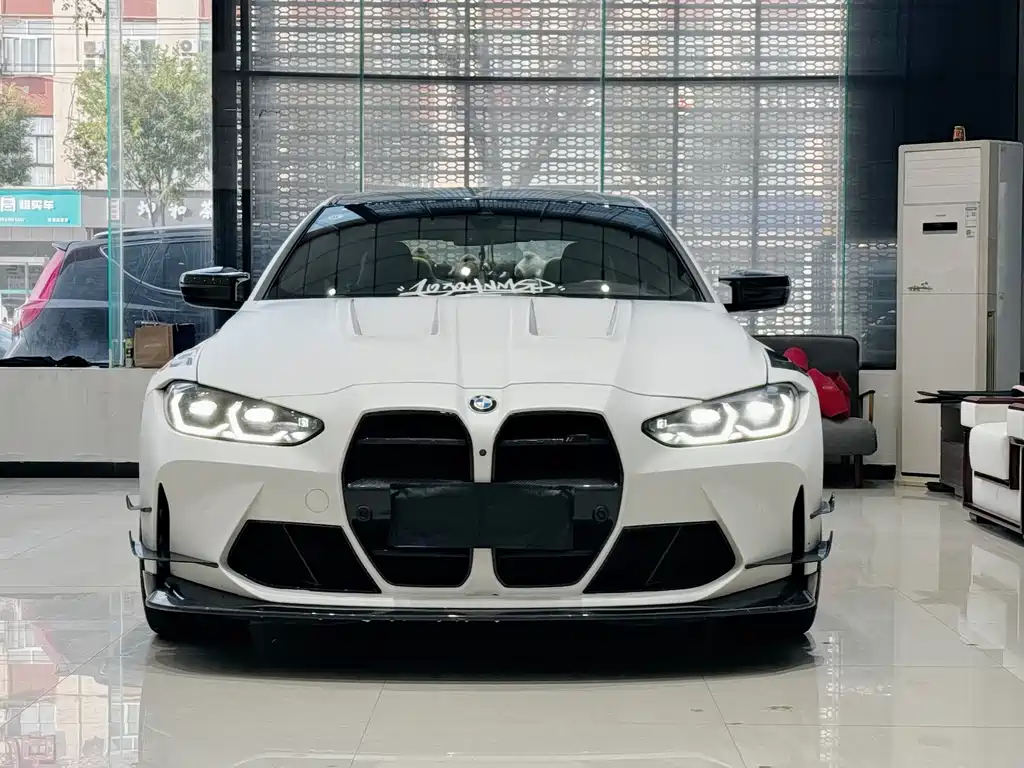 BMW M4 — миниатюра 3