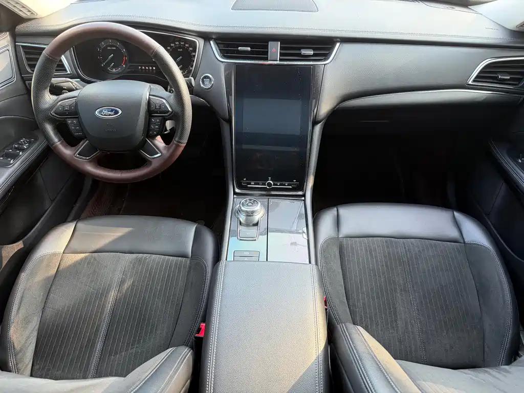 Ford Taurus — миниатюра 8