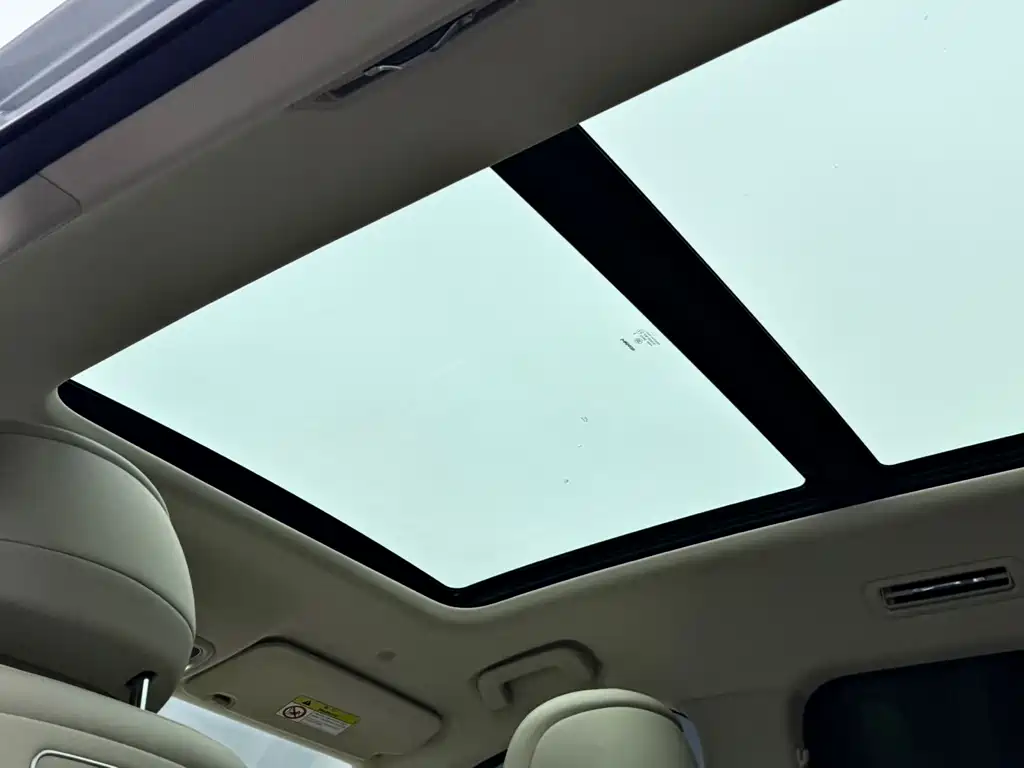 AITO ASK THE WORLD M7