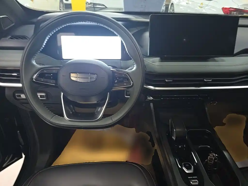 Geely Haoyue L — миниатюра 7
