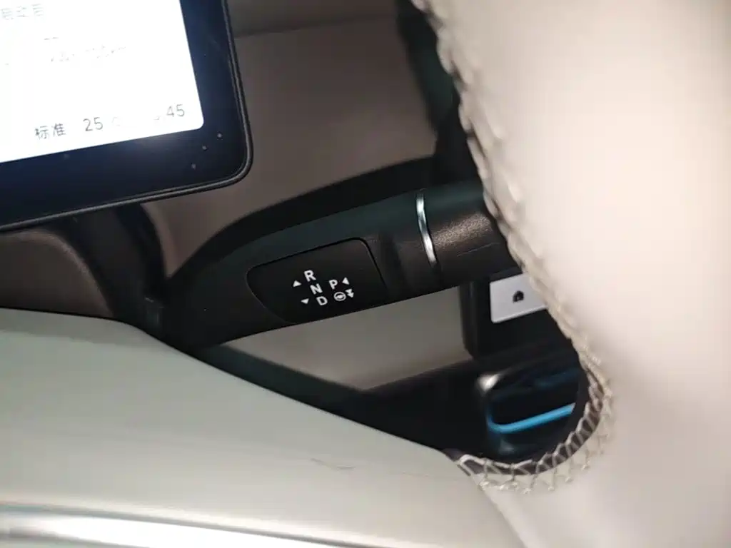 Leapmotor Leapmotor B01 — миниатюра 14