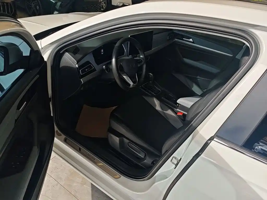 Volkswagen Lavida — миниатюра 16