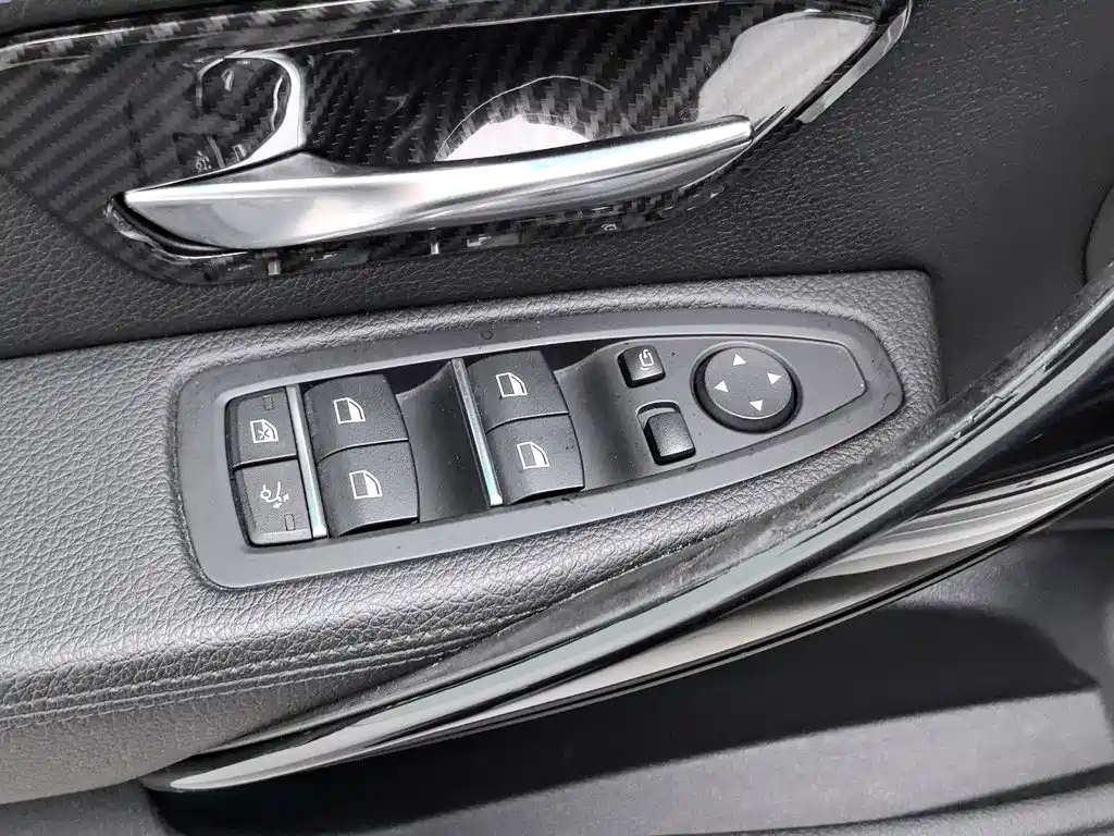 BMW 3 Series GT — миниатюра 9