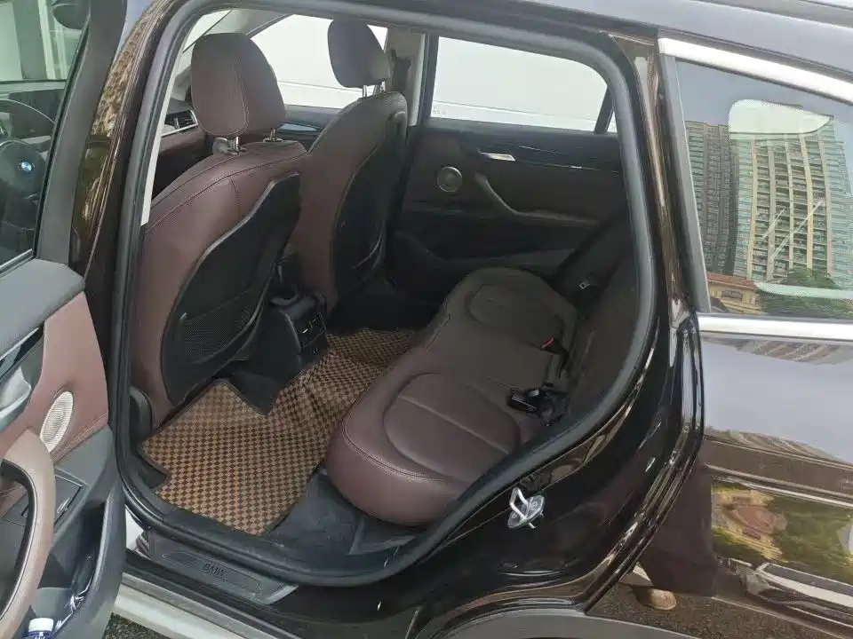 BMW X1 — миниатюра 6