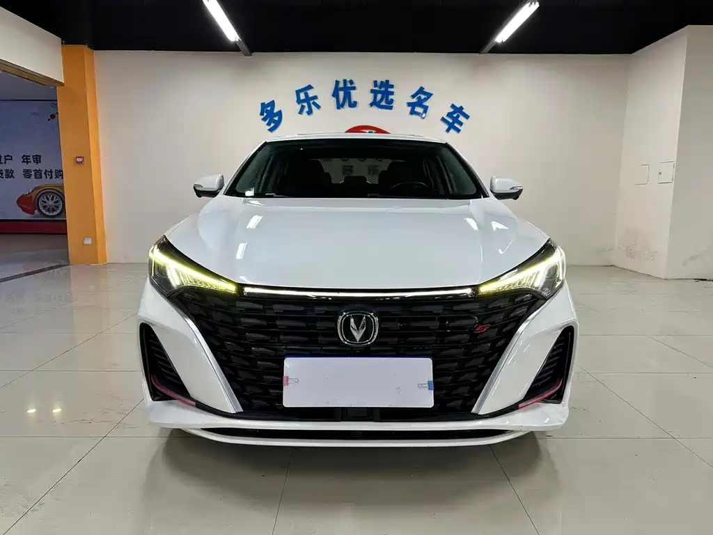 Changan Eado — миниатюра 2