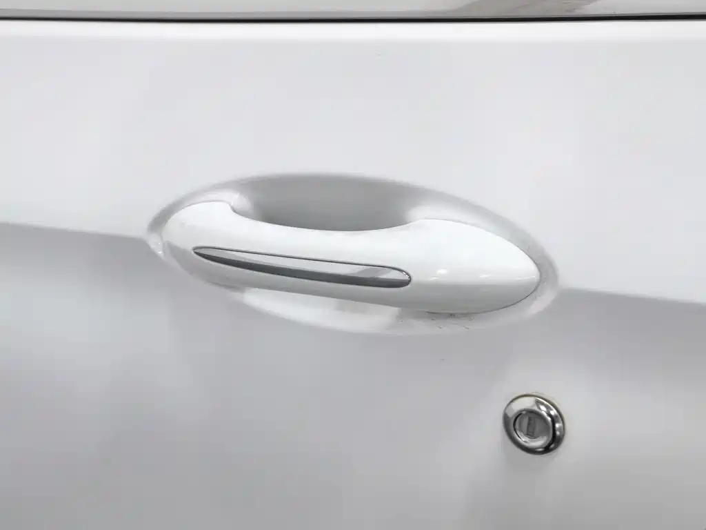 Baojun 310W — миниатюра 18