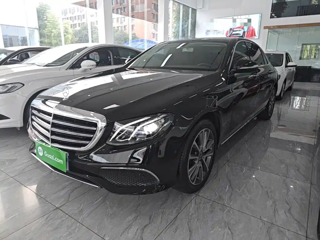 Mercedes-Benz E-Class — миниатюра 2