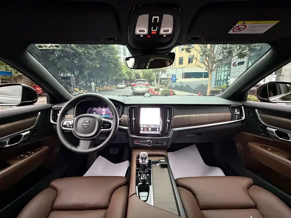 Volvo S90 2023 — фото 13