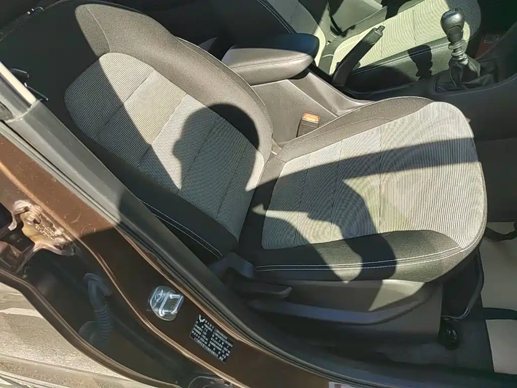 Wuling Hongguang — миниатюра 25