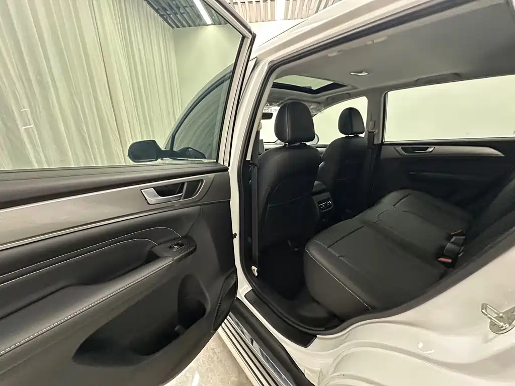 Haval M6 — миниатюра 8