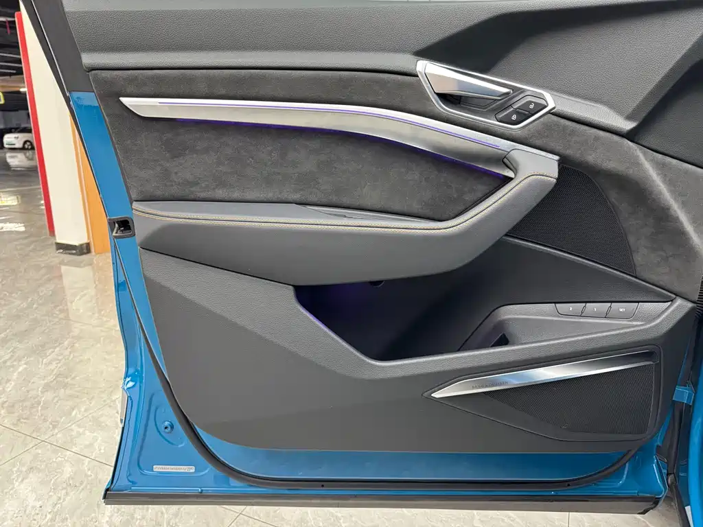 Audi e-tron — миниатюра 17