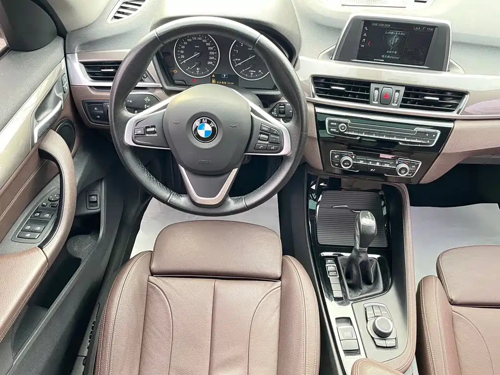 BMW X1 — миниатюра 7