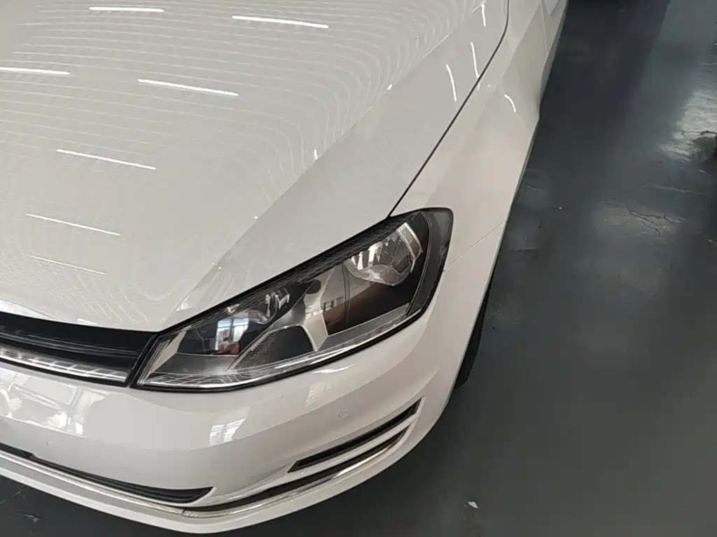 Volkswagen Golf — миниатюра 24