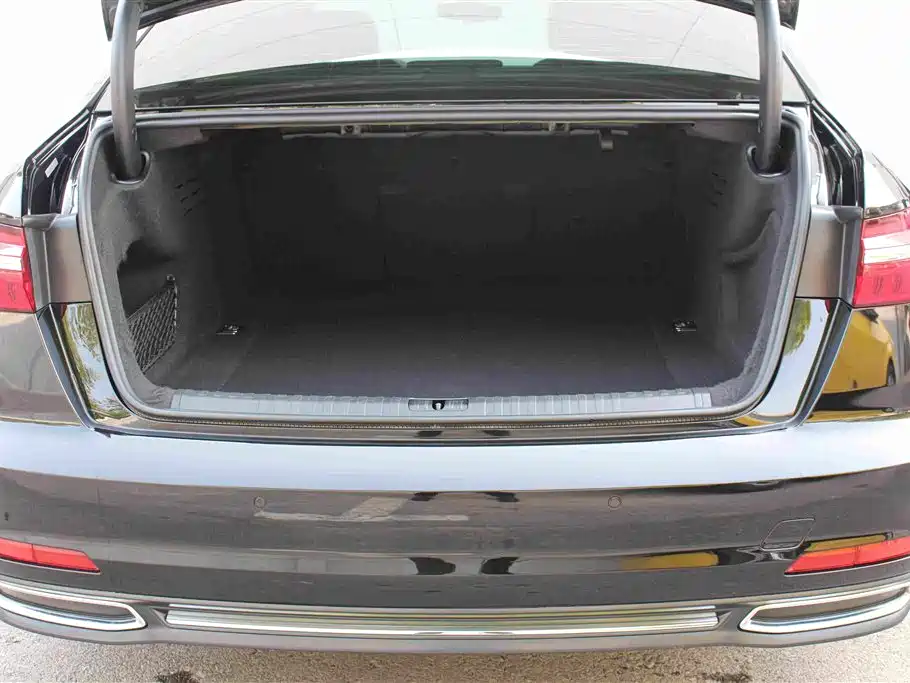 Audi A6L — миниатюра 13