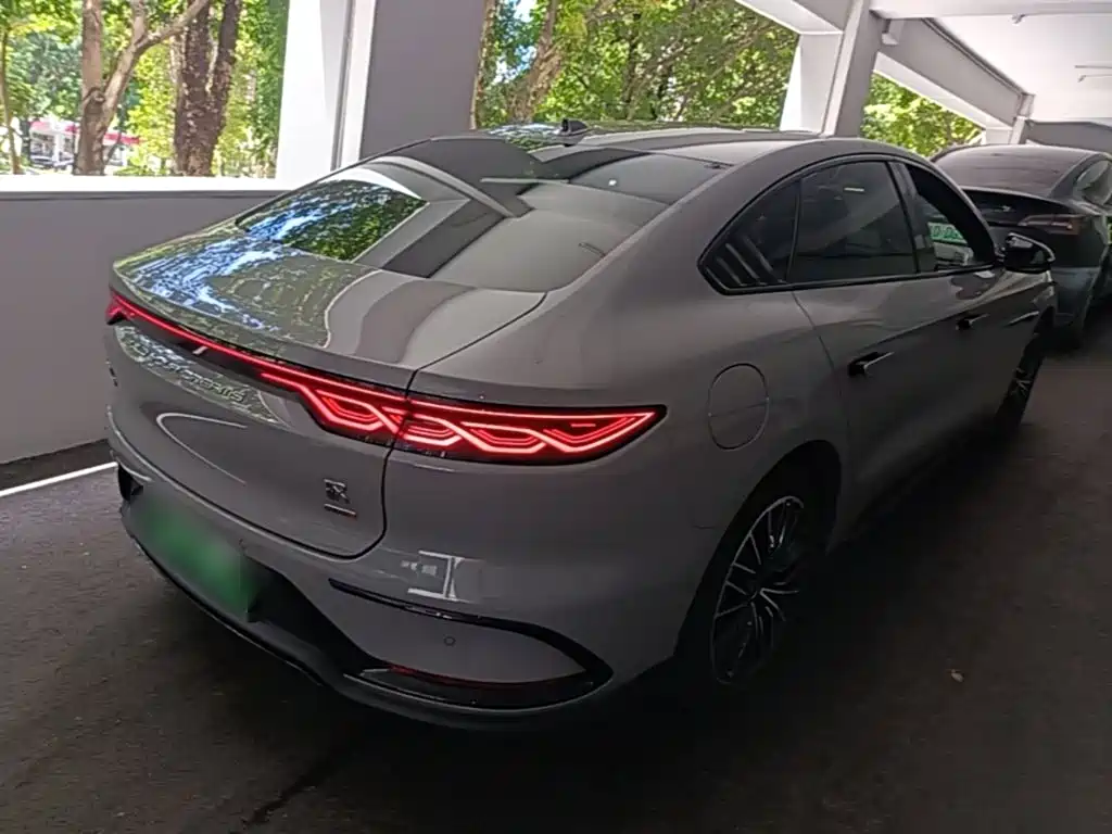 BYD Han 2025 DM-i Smart Drive 125KM Flagship