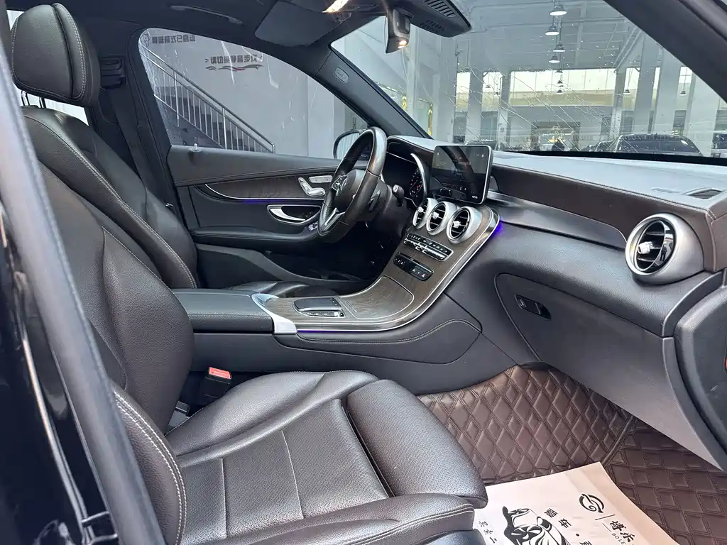 Mercedes-Benz GLC 2020 GLC 260 L 4MATIC Luxury