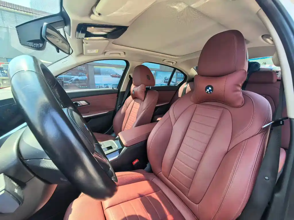 BMW 3 Series — миниатюра 4