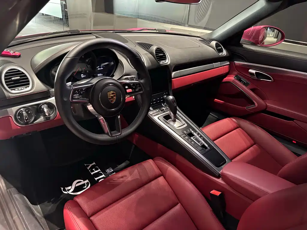 Porsche 718 2022 Boxster 2.0T