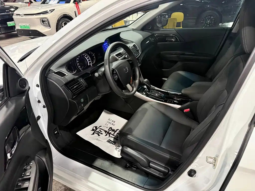 Honda Accord — миниатюра 4