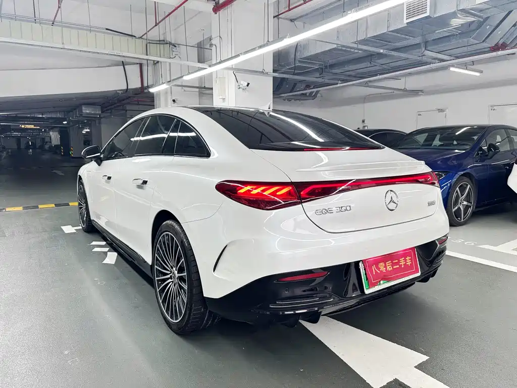 Mercedes-Benz EQE 2022 350