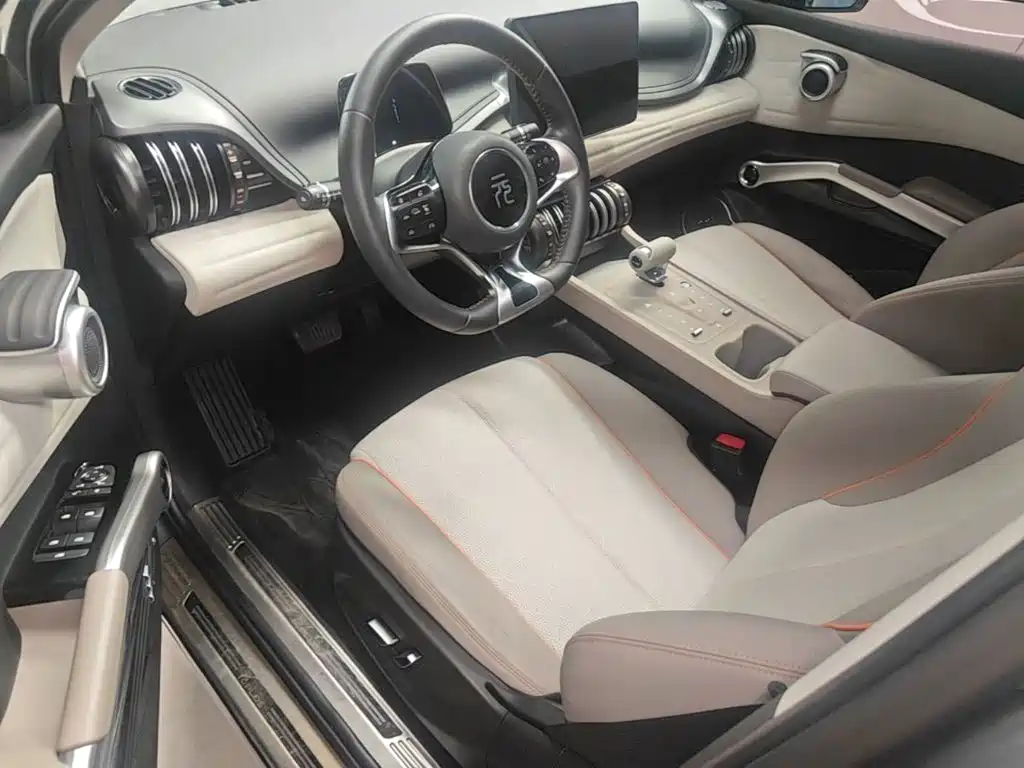 BYD Yuan Plus — миниатюра 15