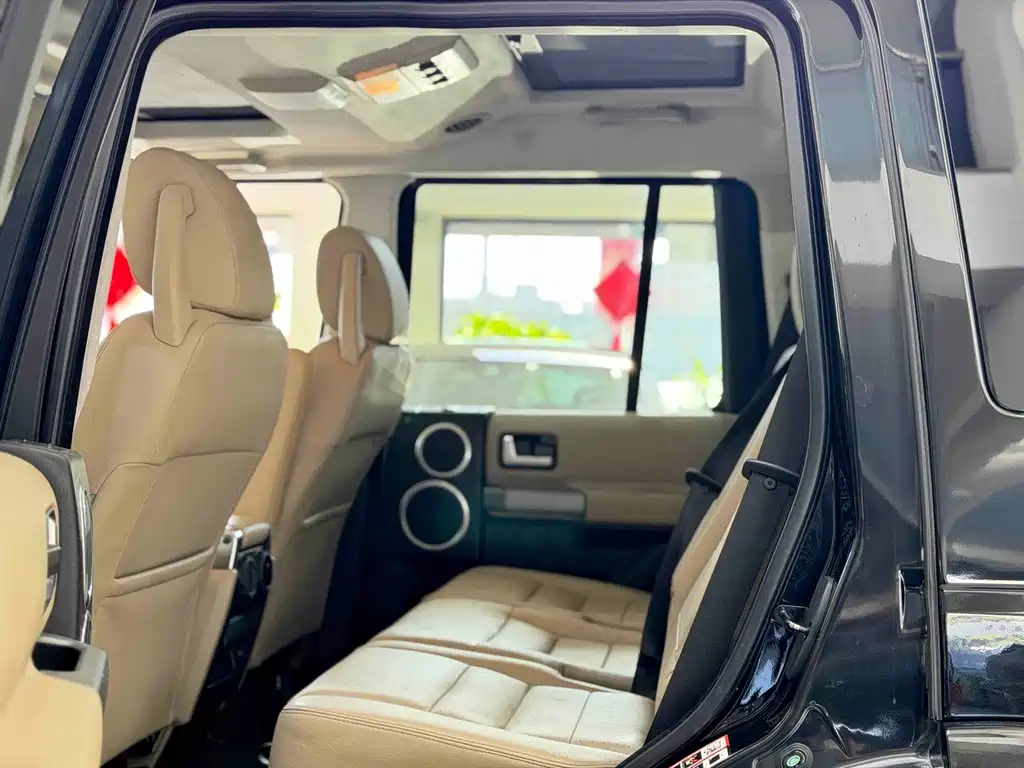 Land Rover Discovery 2010 4.0 V6 HSE