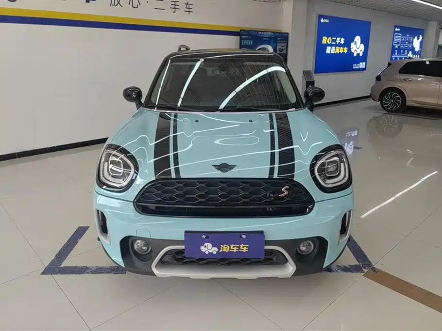 MINI COUNTRYMAN