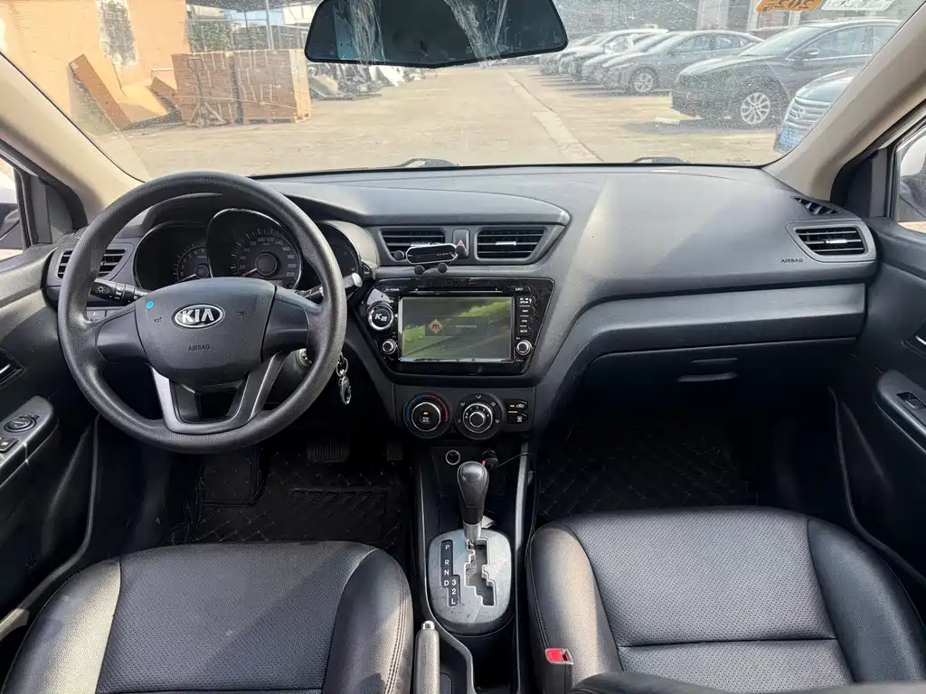 Kia K2 — миниатюра 6
