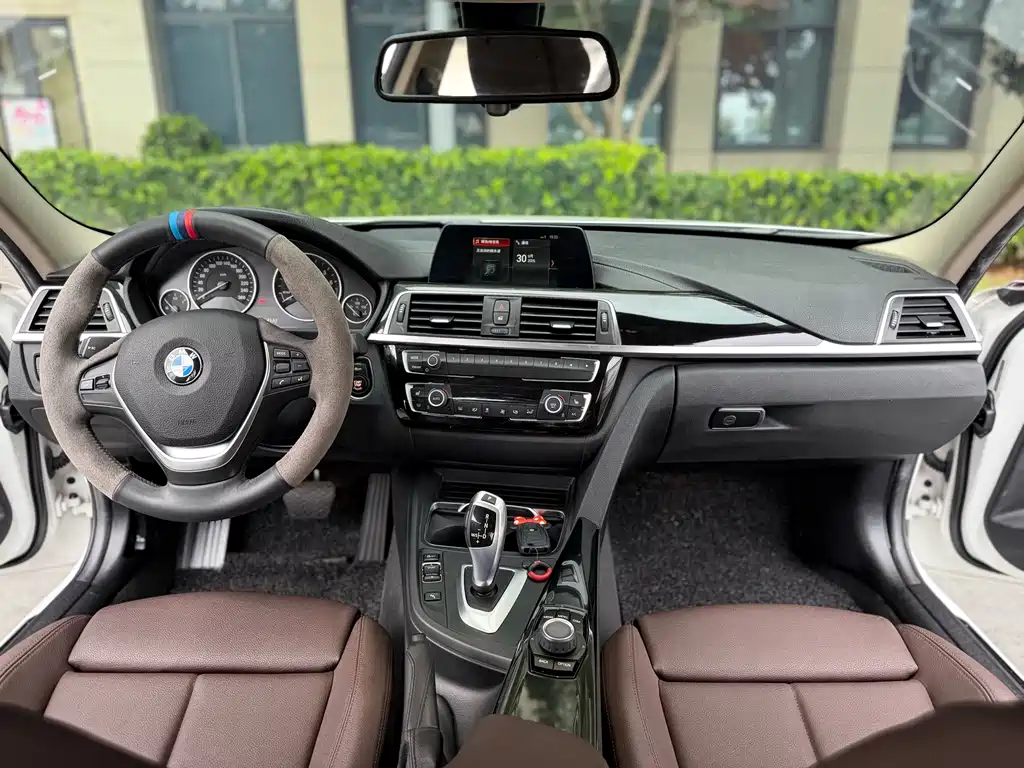 BMW 3 Series — миниатюра 5
