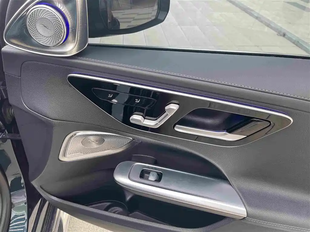 Mercedes-Benz C-Class — миниатюра 23