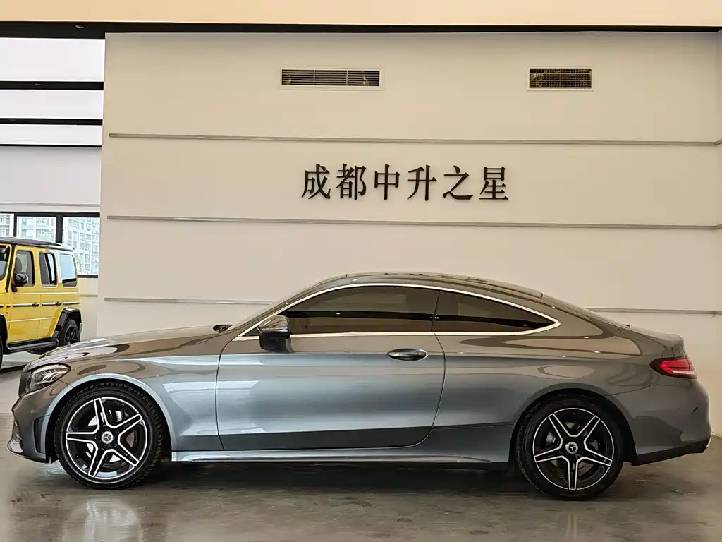 Mercedes-Benz C-Class (Import) — миниатюра 4