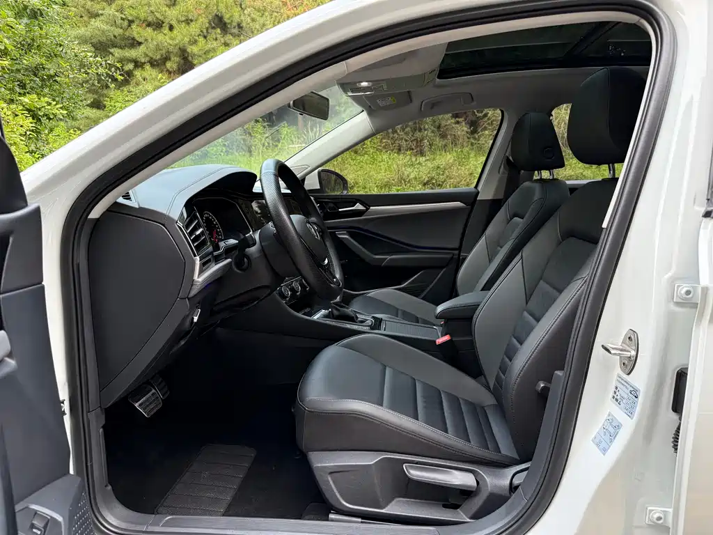 Volkswagen Sagitar 2021 280TSI DSG Comfort Smart Connect