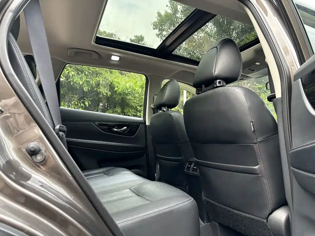 Nissan X-Trail — миниатюра 14