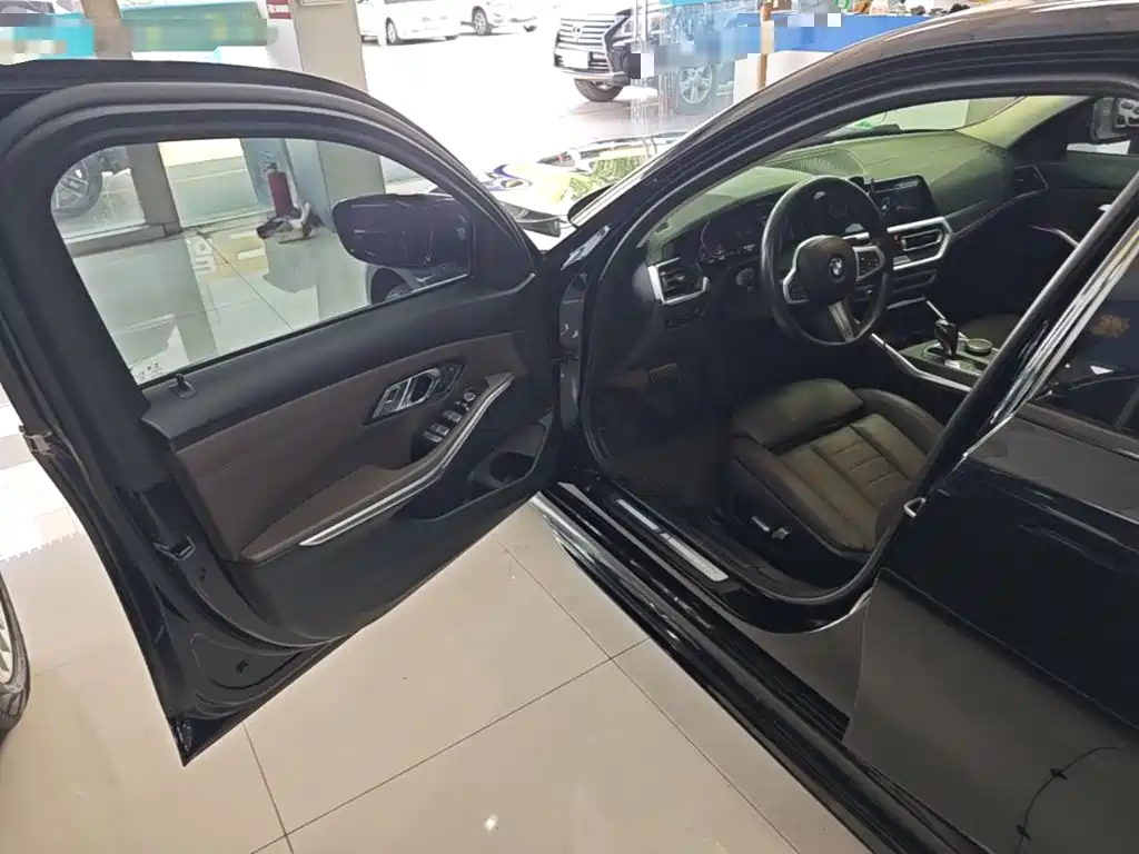 BMW 3 Series — миниатюра 16