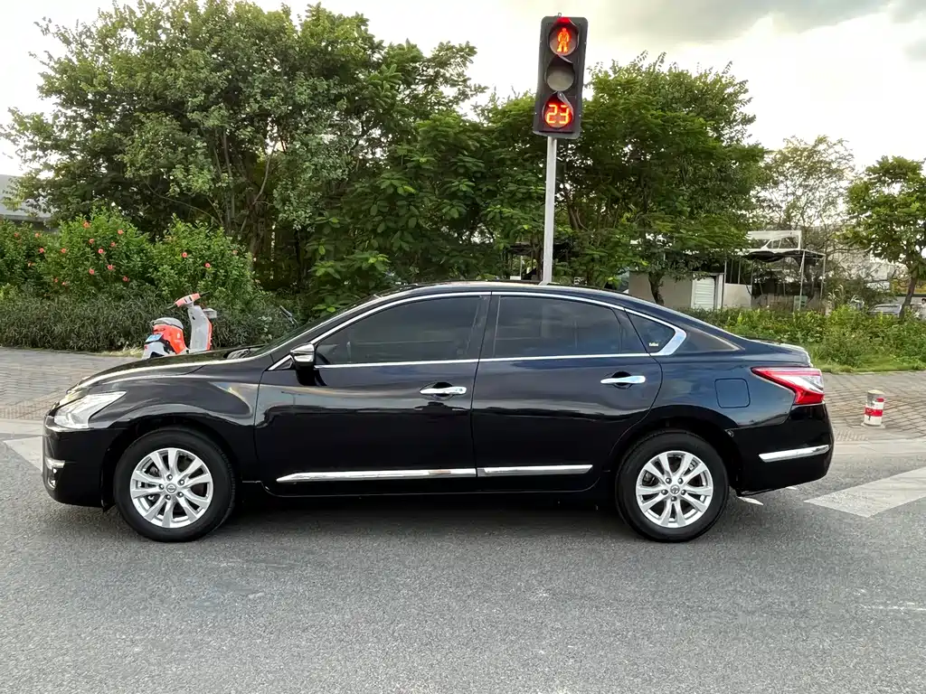 Nissan Teana — миниатюра 6