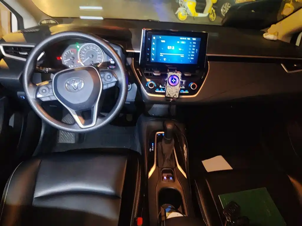 Toyota Corolla — миниатюра 5