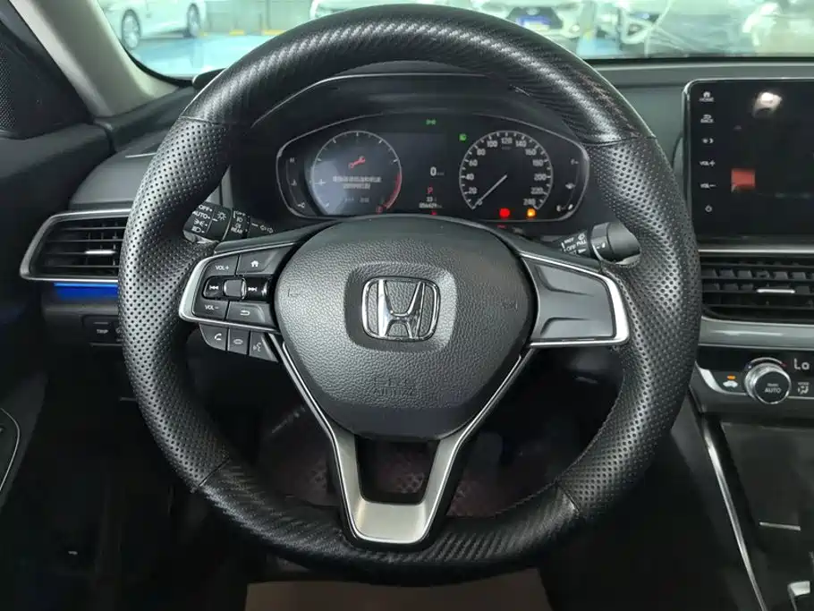 Honda Accord — миниатюра 15