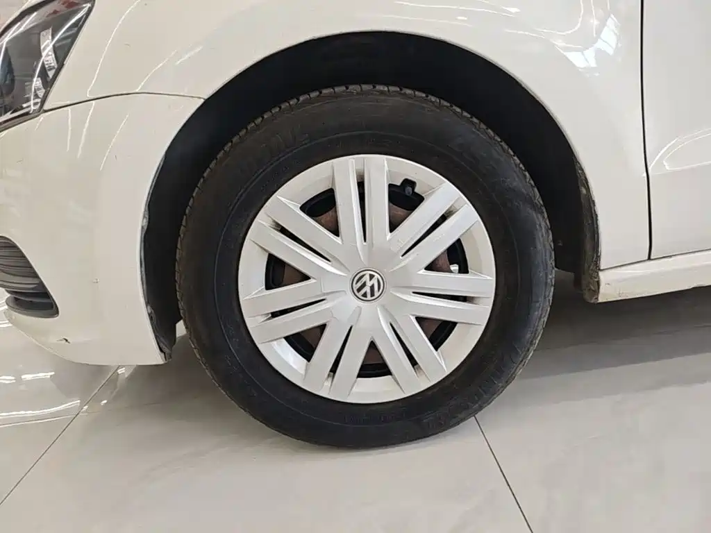 Volkswagen Polo — миниатюра 23