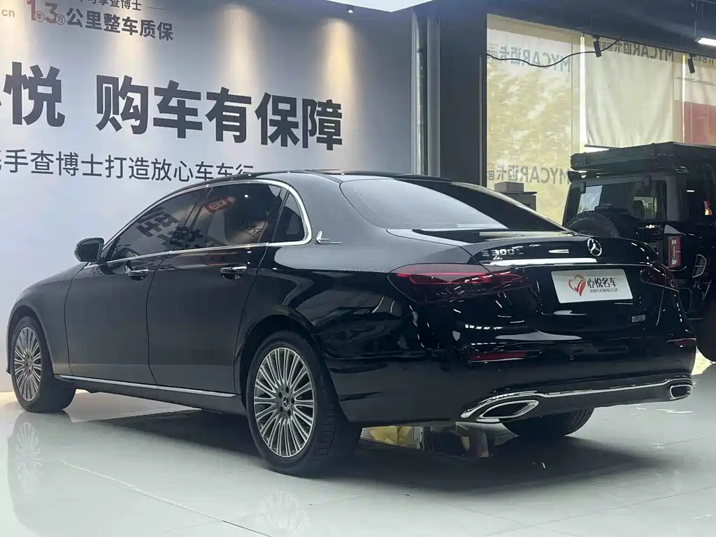 Mercedes-Benz E-Class 2023 — фото 13