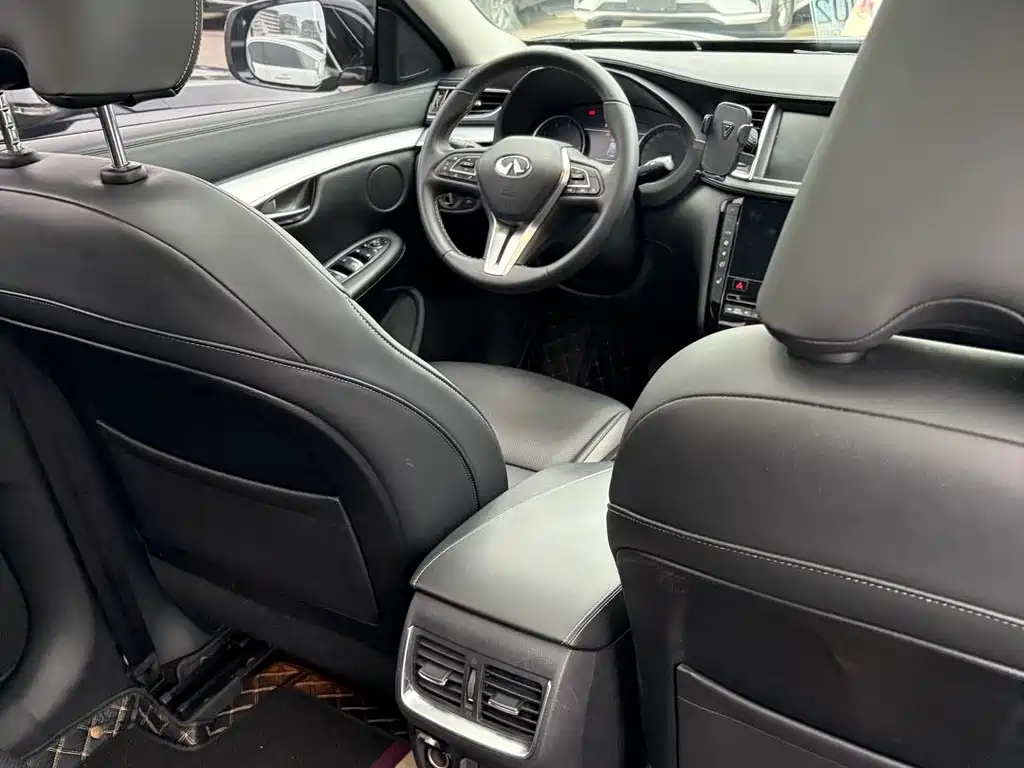 Infiniti QX50 — миниатюра 8